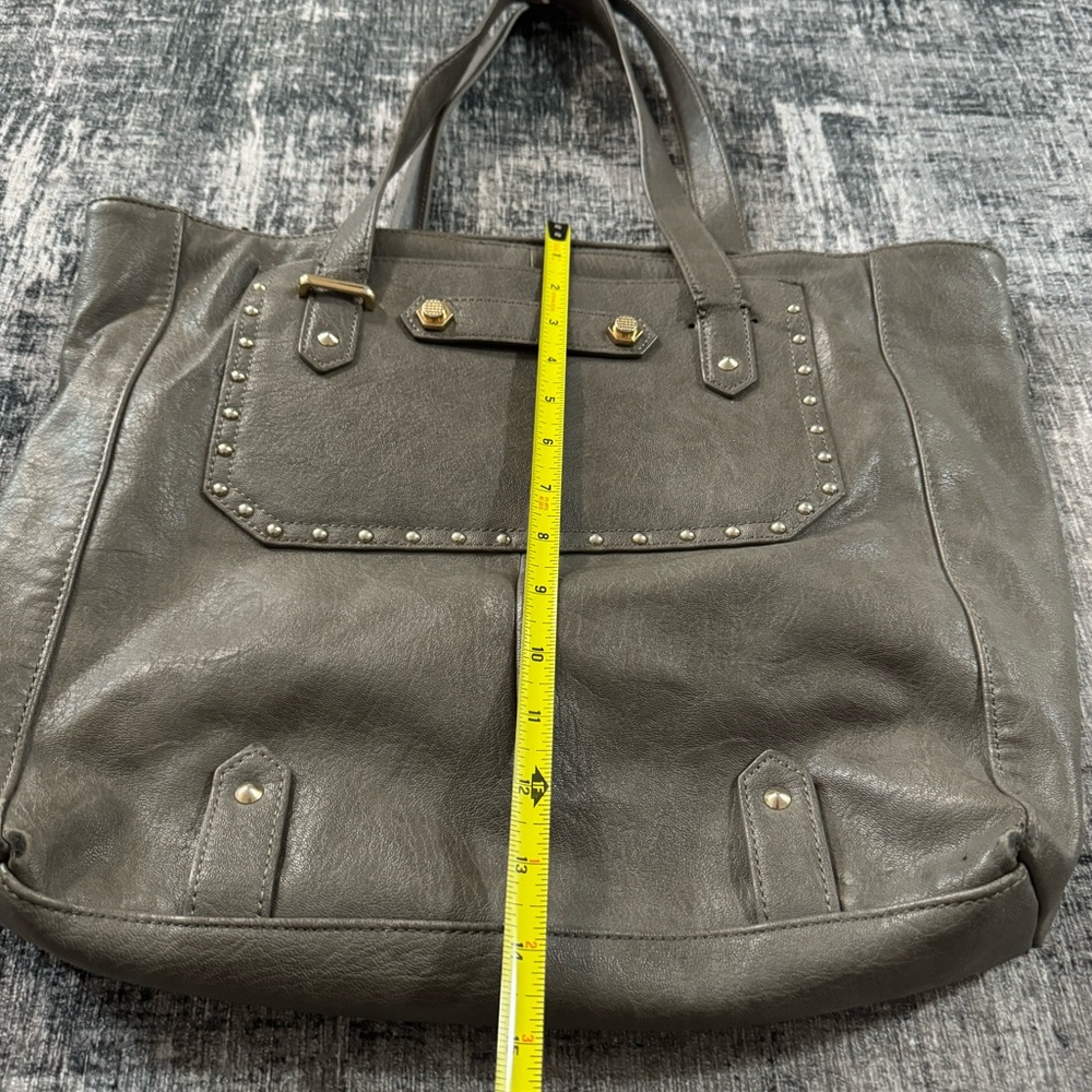 Danielle Nicole gray tote bag